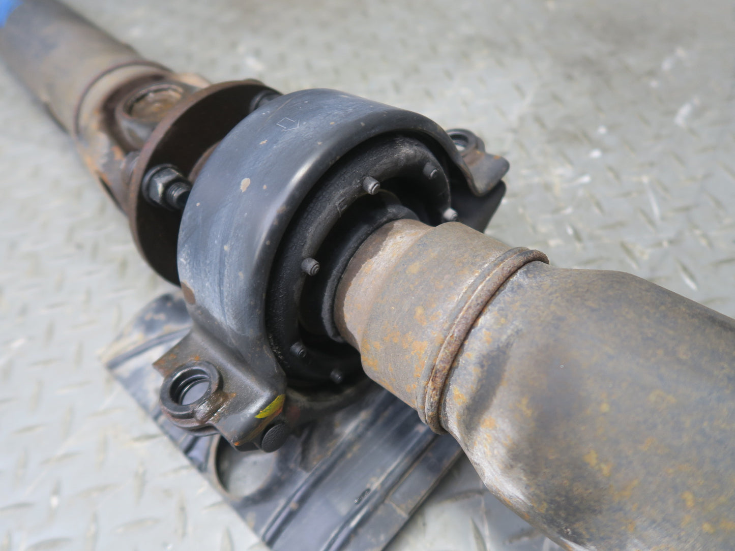 95-97 Nissan Gloria HY33 VQ30DET A/T RWD Rear Drive Shaft Driveshaft 60K OEM