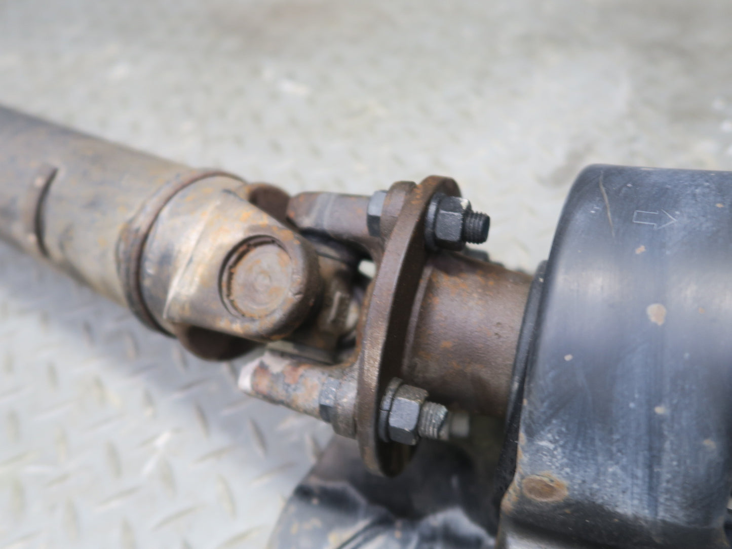 95-97 Nissan Gloria HY33 VQ30DET A/T RWD Rear Drive Shaft Driveshaft 60K OEM