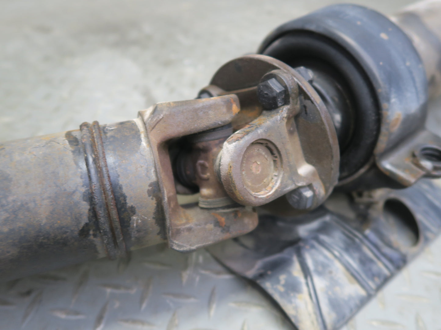 95-97 Nissan Gloria HY33 VQ30DET A/T RWD Rear Drive Shaft Driveshaft 60K OEM