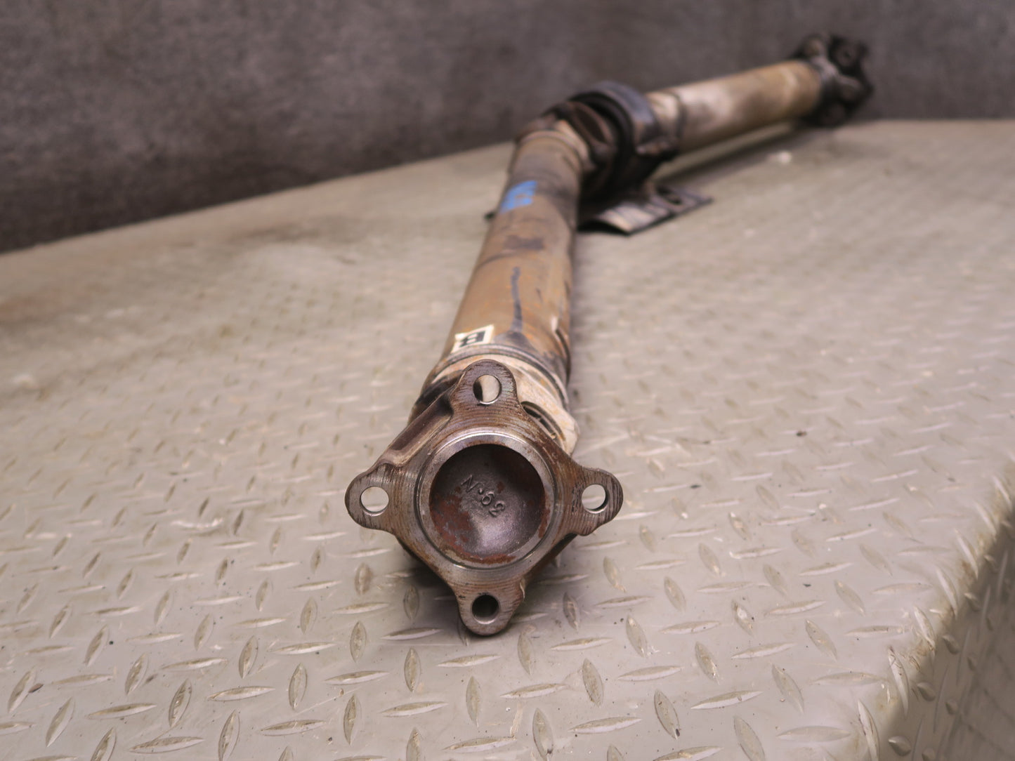 95-97 Nissan Gloria HY33 VQ30DET A/T RWD Rear Drive Shaft Driveshaft 60K OEM