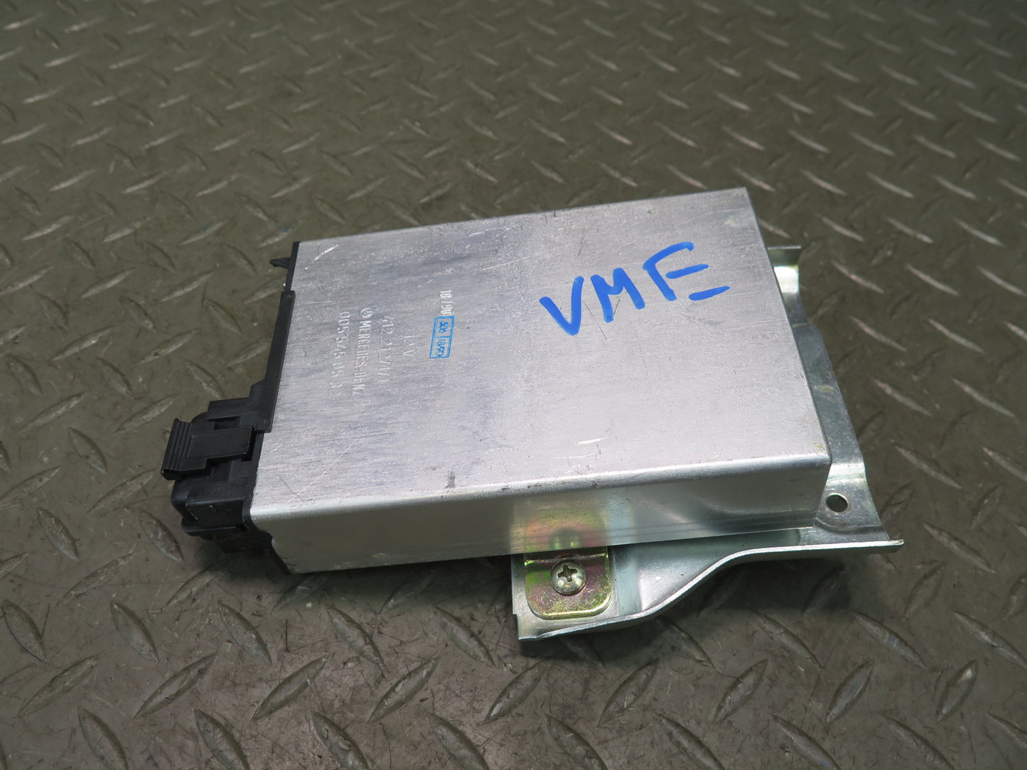 86-93 Mercedes W124 300E Cruise Control Module 0055450532 OEM