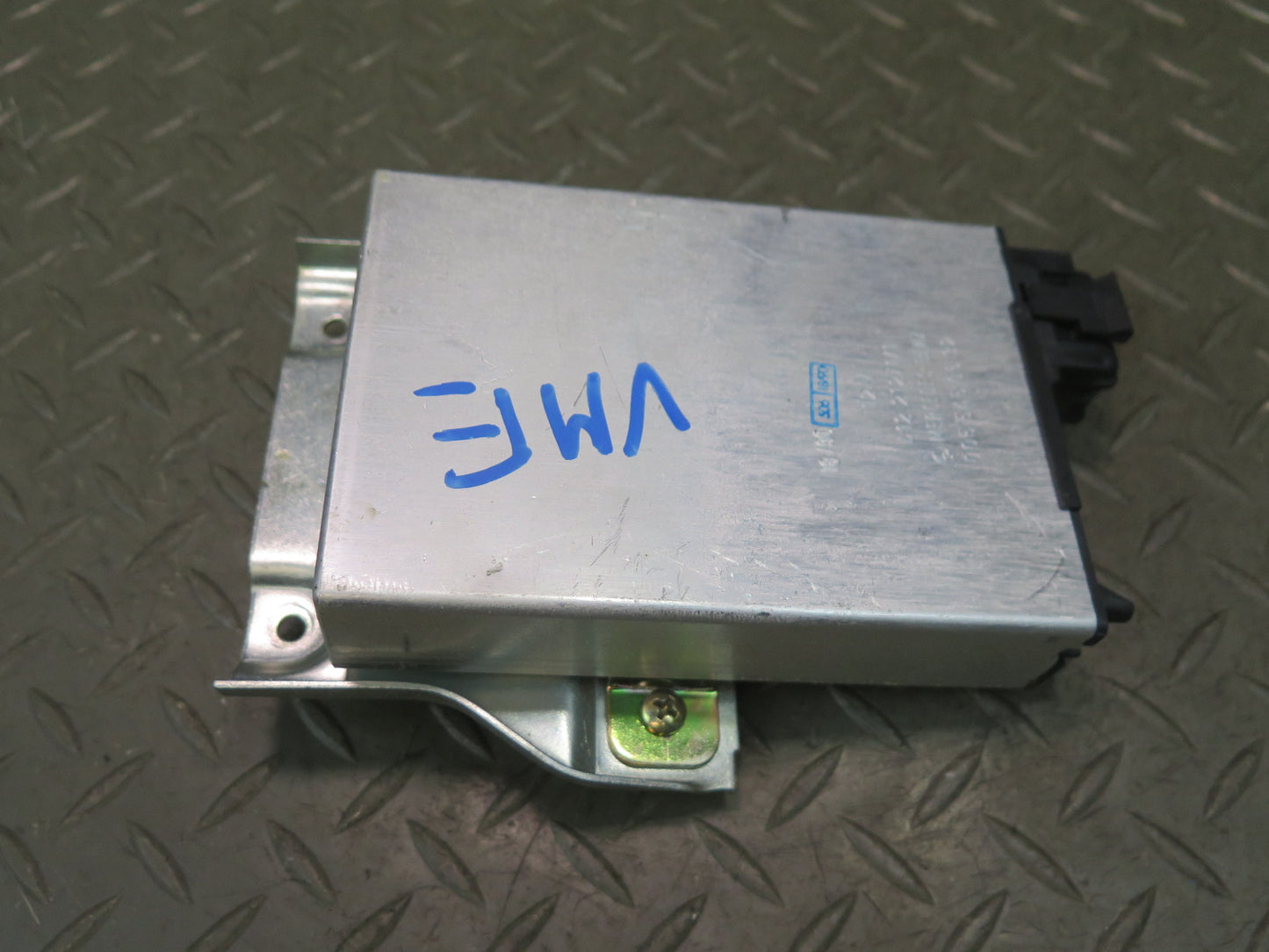 86-93 Mercedes W124 300E Cruise Control Module 0055450532 OEM