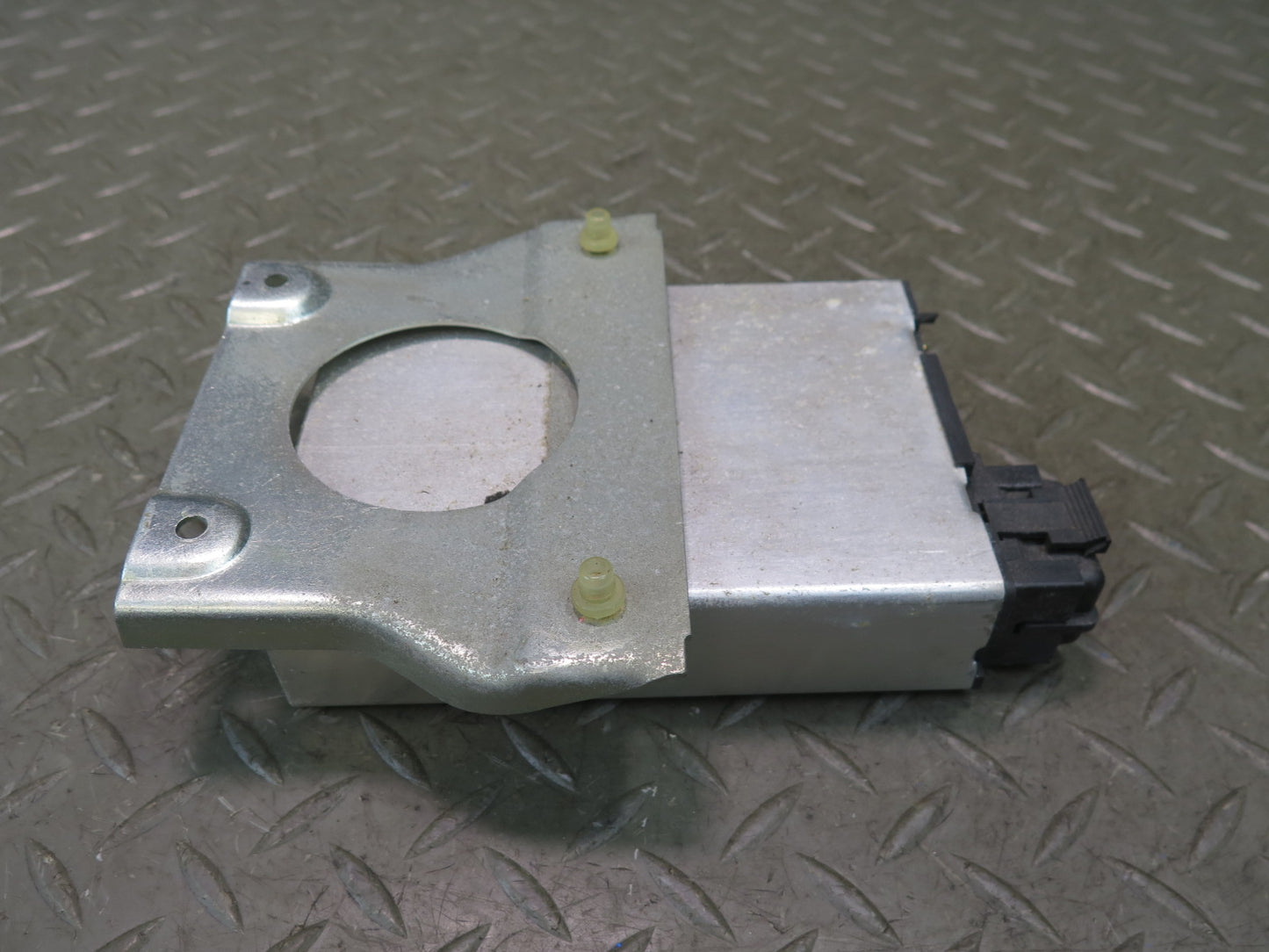 86-93 Mercedes W124 300E Cruise Control Module 0055450532 OEM