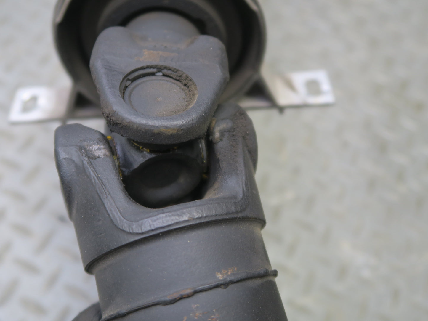 01-03 BMW E46 330i 330Ci RWD A/T Rear Driveshaft Drive Shaft 7510093 120K OEM