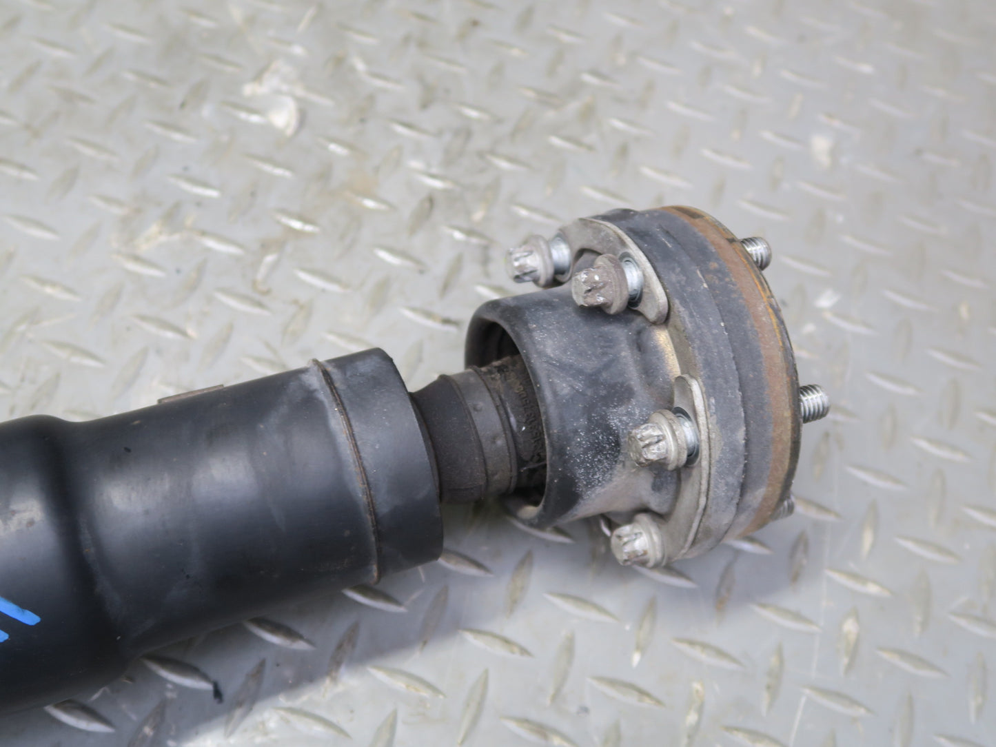 01-03 BMW E46 330i 330Ci RWD A/T Rear Driveshaft Drive Shaft 7510093 120K OEM