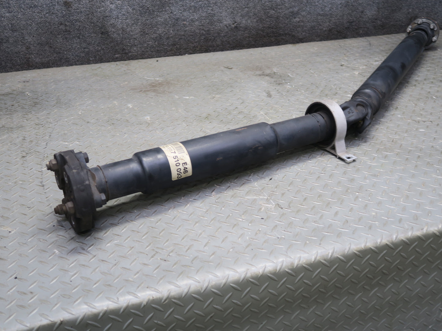 01-03 BMW E46 330i 330Ci RWD A/T Rear Driveshaft Drive Shaft 7510093 120K OEM