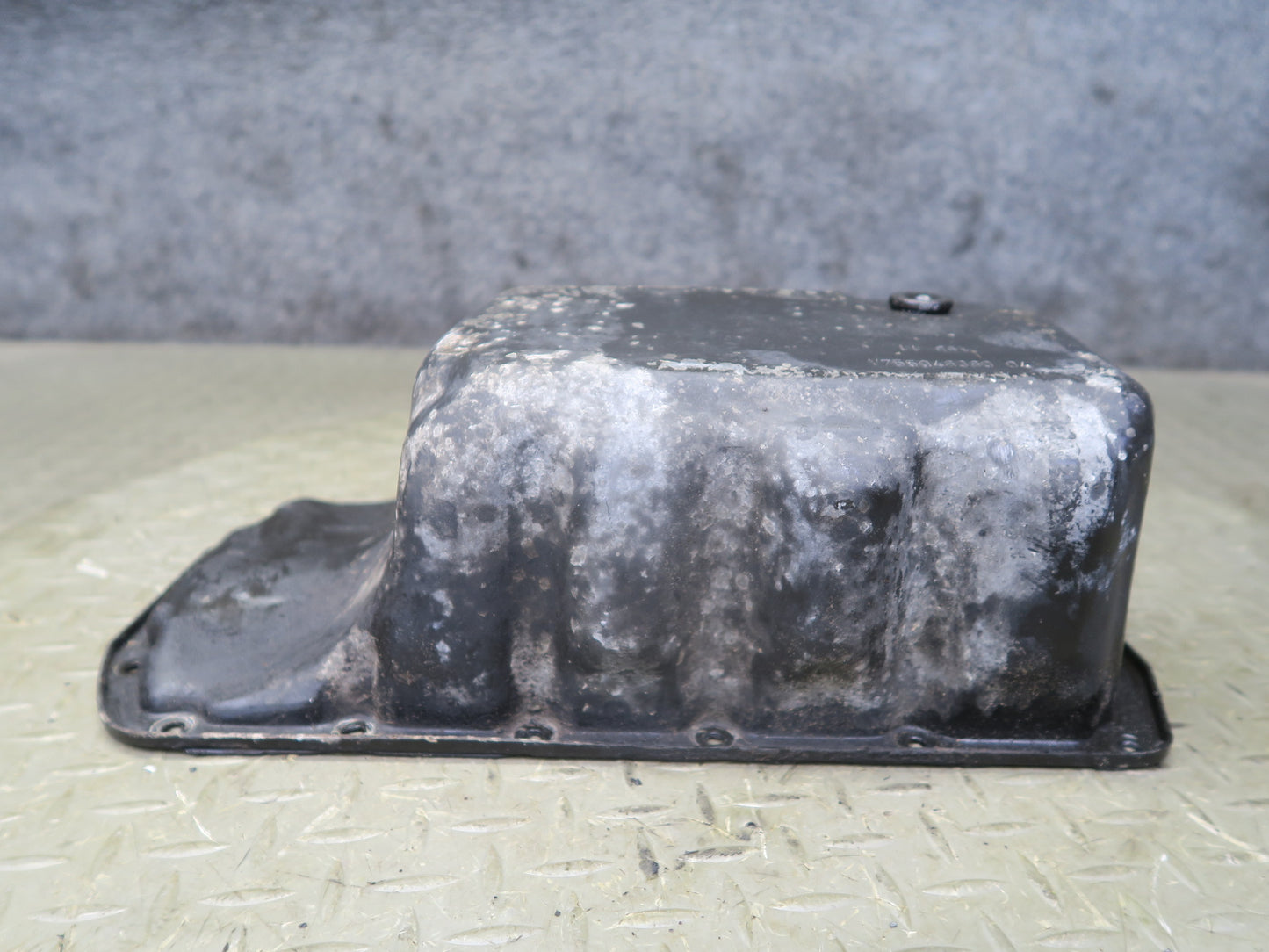 07-15 Mini R55 R56 R57 R58 R59 R60 R61 Engine Motor Oil Pan 7550483 OEM