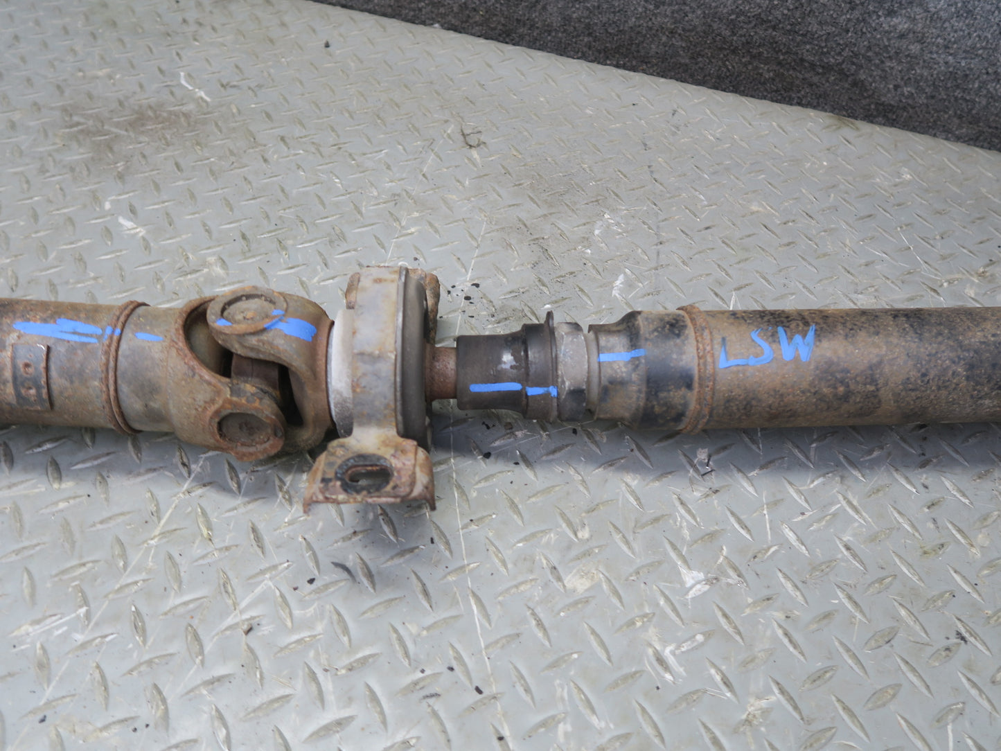 01-06 Lexus LS430 UCF30L RWD Rear Drive Shaft Driveshaft 159K Miles OEM