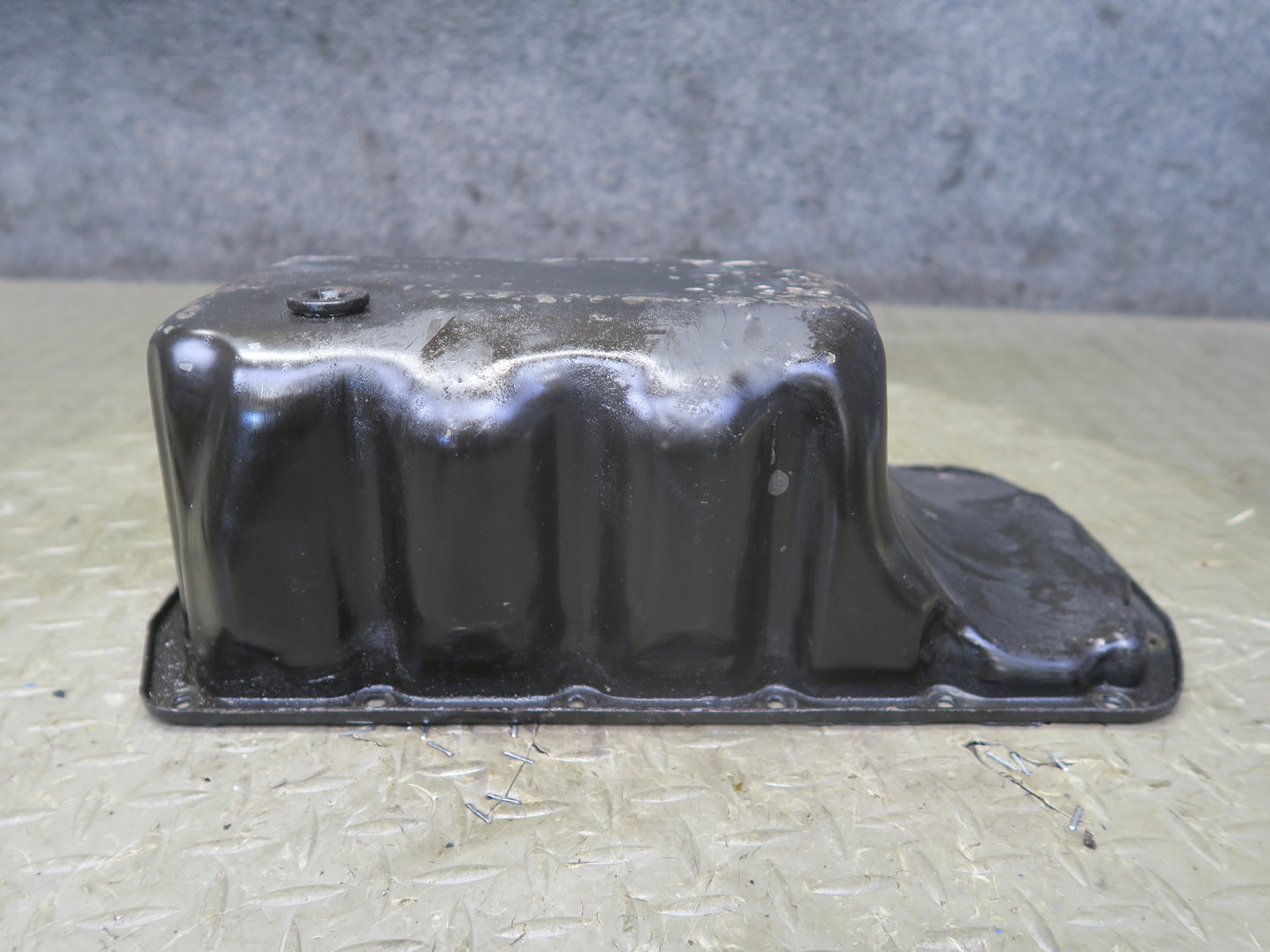 07-15 Mini R55 R56 R57 R58 R59 R60 R61 Engine Motor Oil Pan 7550483 OEM