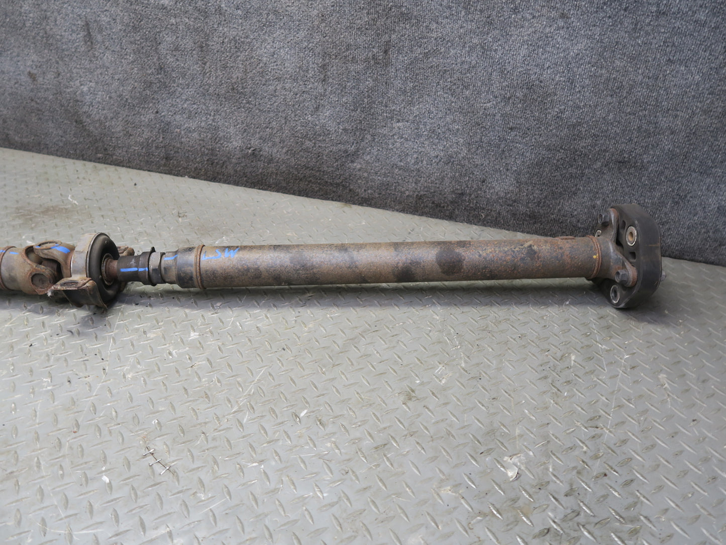 01-06 Lexus LS430 UCF30L RWD Rear Drive Shaft Driveshaft 159K Miles OEM