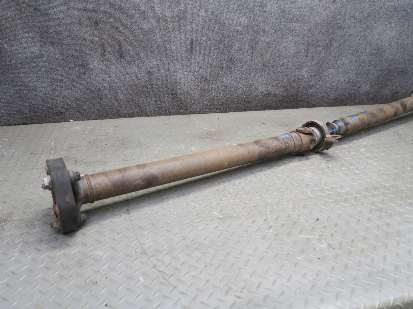 01-06 Lexus LS430 UCF30L RWD Rear Drive Shaft Driveshaft 159K Miles OEM