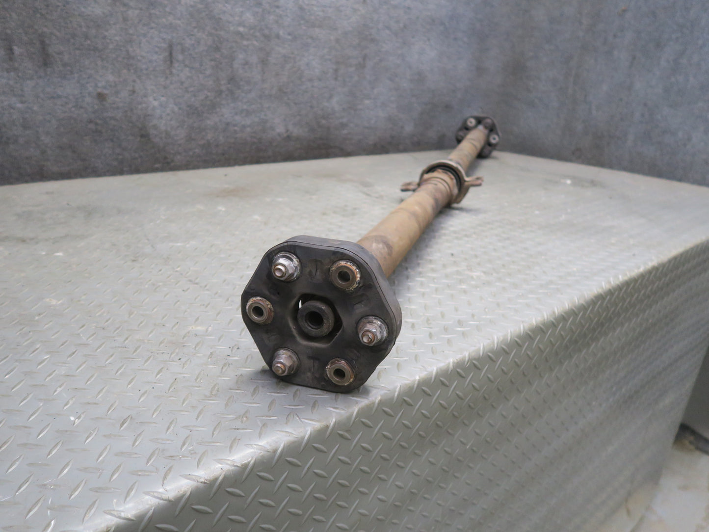 01-06 Lexus LS430 UCF30L RWD Rear Drive Shaft Driveshaft 159K Miles OEM