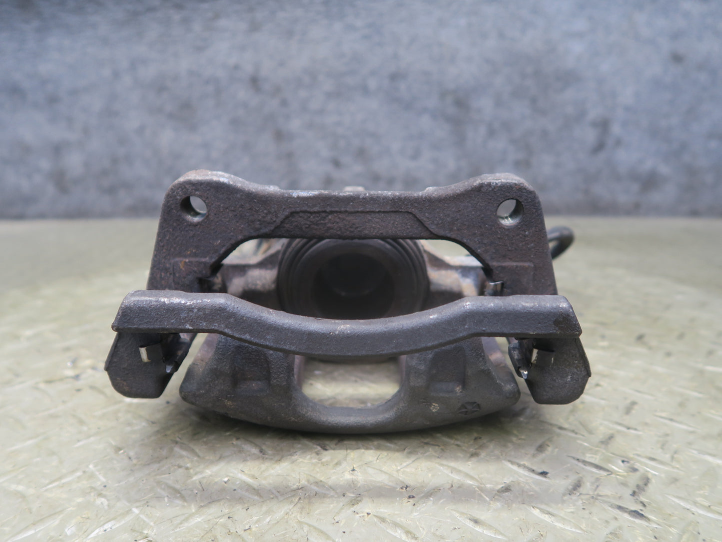 07-10 Jeep Wrangler JK Set of 2 Front Left & Right Brake Caliper OEM