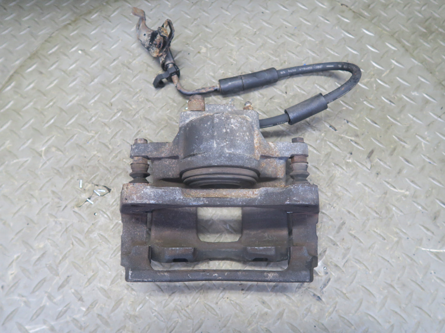 07-10 Jeep Wrangler JK Set of 2 Front Left & Right Brake Caliper OEM