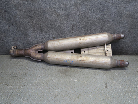 01-06 Lexus LS430 UCF30L Center Exhaust Pipe OEM