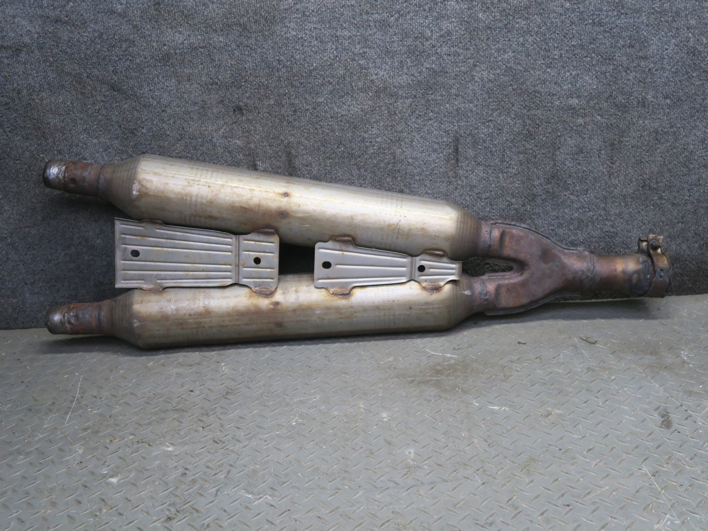 01-06 Lexus LS430 UCF30L Center Exhaust Pipe OEM