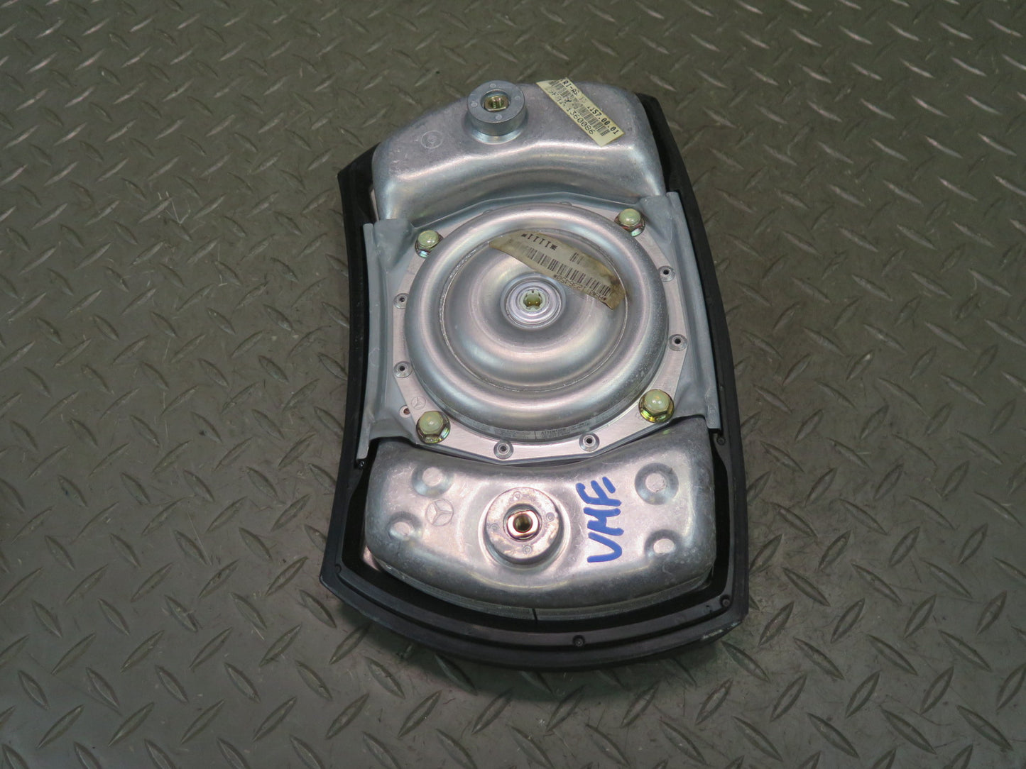 86-91 MERCEDES W124 300E FRONT LEFT DRIVER SIDE STEERING WHEEL SRS AIRBAG OEM