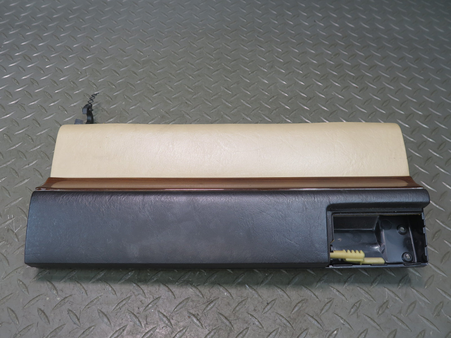 90-93 Mercedes W124 300E Dash Front  Right Glove Box Door Lid OEM