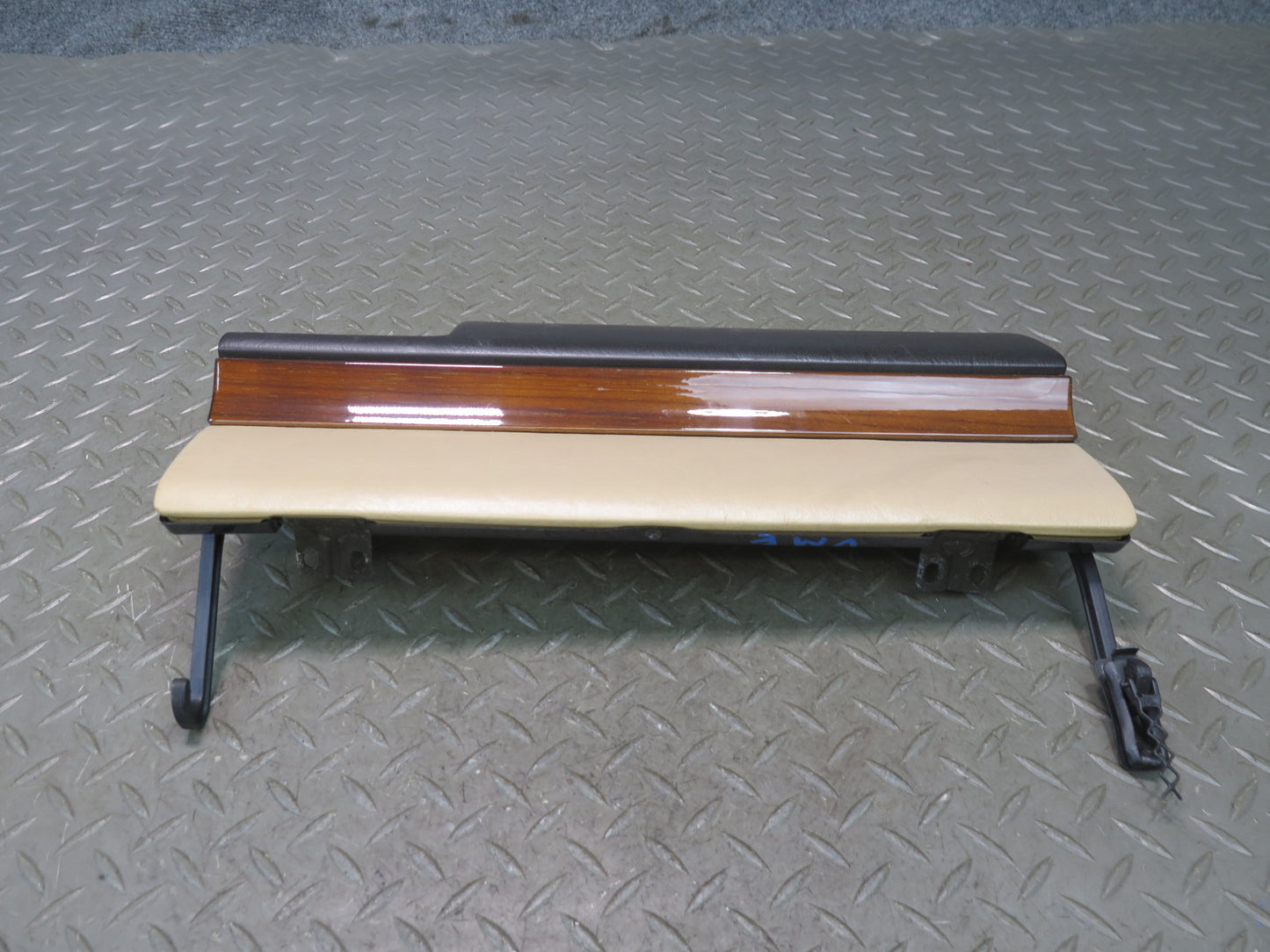 90-93 Mercedes W124 300E Dash Front  Right Glove Box Door Lid OEM