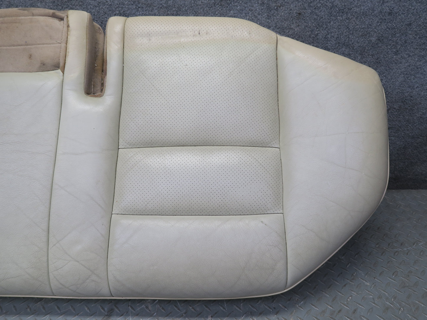 90-93 Mercedes W124 300E Rear Seat Upper & Lower Leather Cushion Set Beige OEM