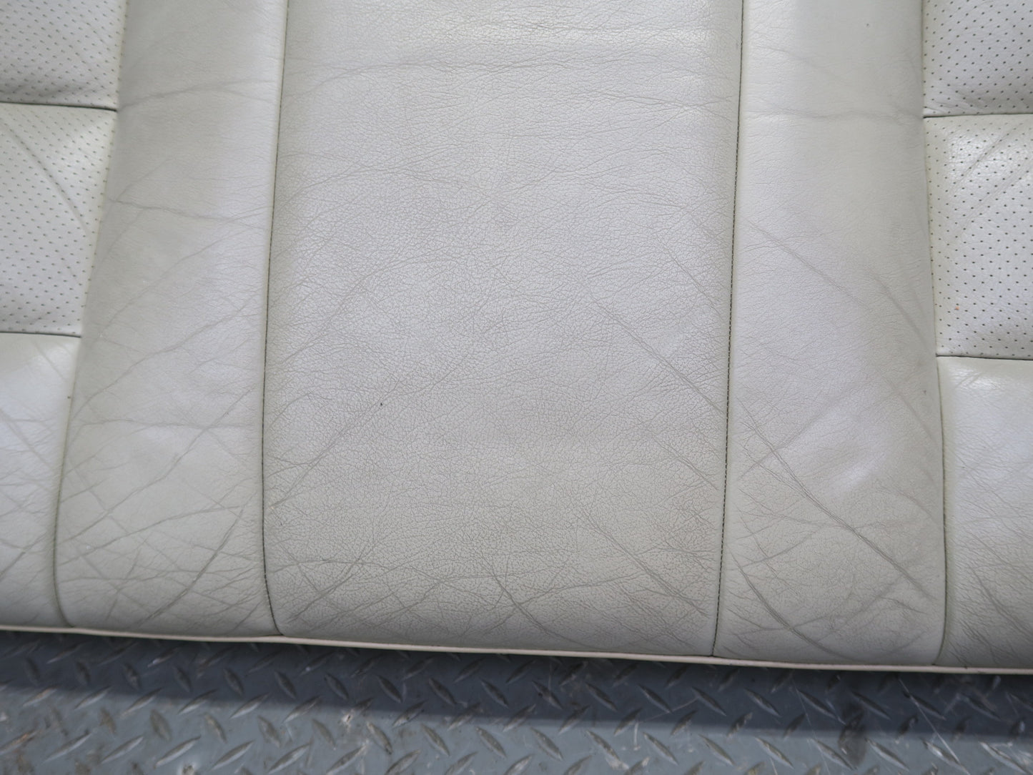90-93 Mercedes W124 300E Rear Seat Upper & Lower Leather Cushion Set Beige OEM