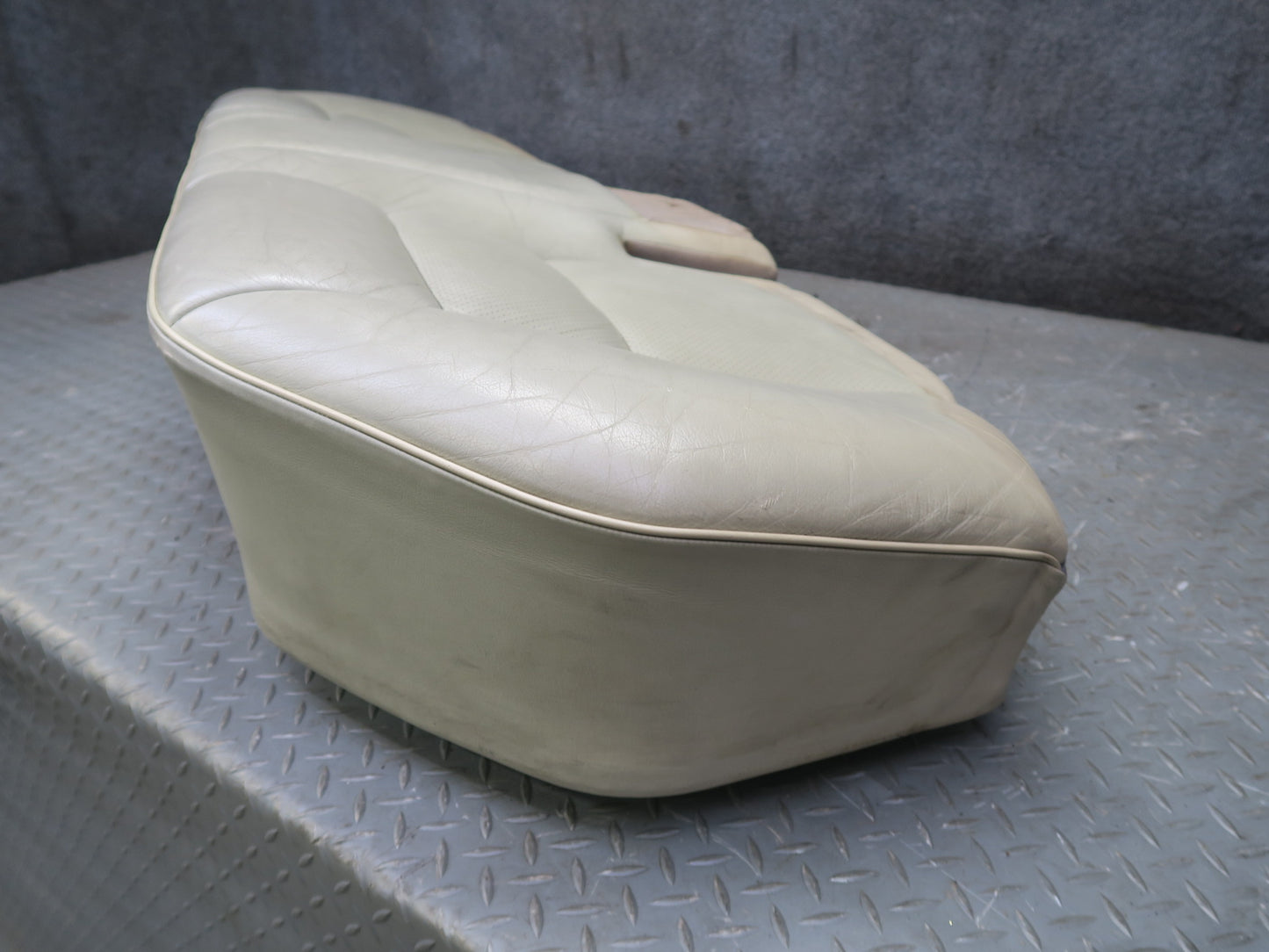 90-93 Mercedes W124 300E Rear Seat Upper & Lower Leather Cushion Set Beige OEM