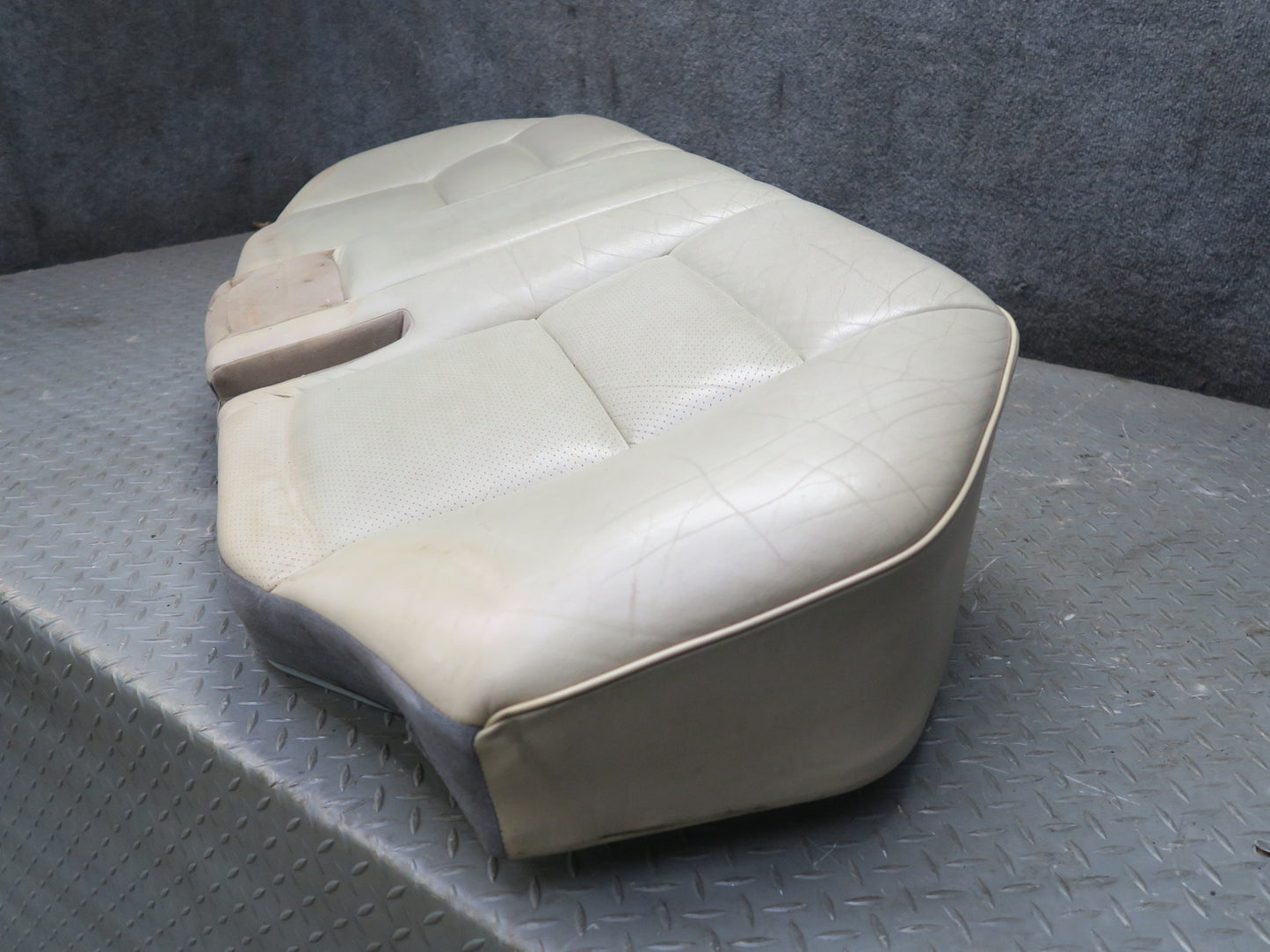 90-93 Mercedes W124 300E Rear Seat Upper & Lower Leather Cushion Set Beige OEM