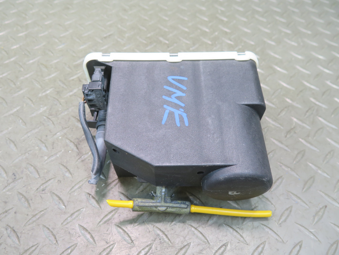 86-93 Mercedes W124 300E Central Lock Door Locking  Vacuum Pump 1248001148 OEM