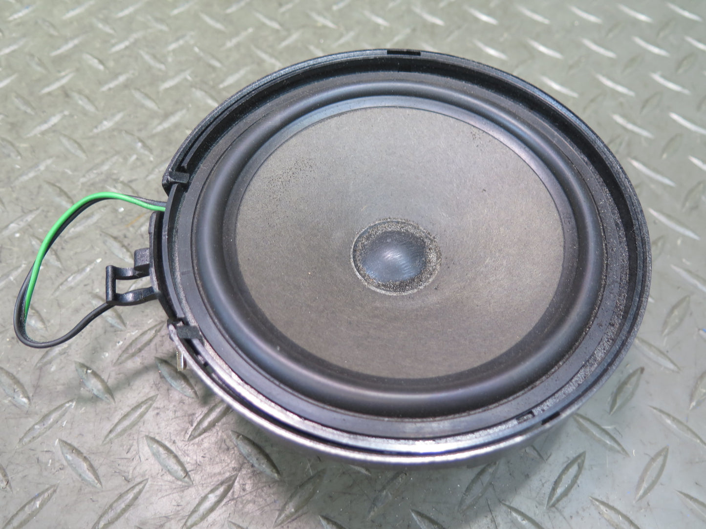 86-93 Mercedes W124 300E Set of 2 Left & Right MID Range Speaker OEM