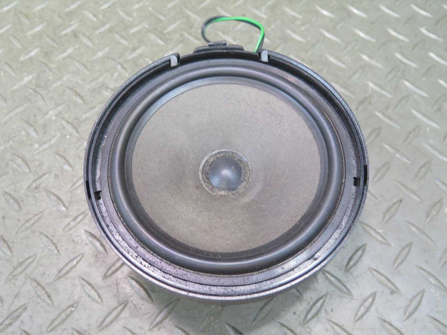 86-93 Mercedes W124 300E Set of 2 Left & Right MID Range Speaker OEM