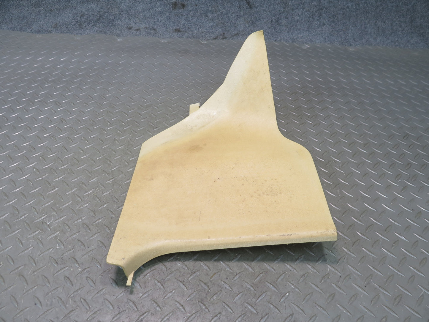 90-93 Mercedes W124 300E Set of 2 Front Left & Right Kick Trim Cover Panel OEM