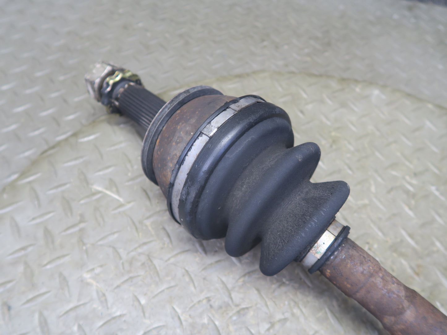 95-97 Nissan Gloria HY33 RWD VQ30DET Turbo A/T Rear Left Axle Shaft 60K OEM