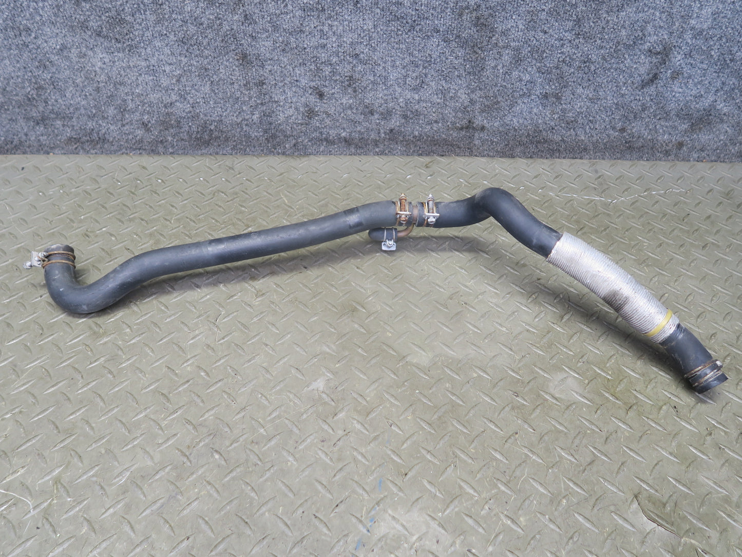 95-97 Nissan Gloria HY33 VQ30DET Set of 4 Engine Coolant Hose Pipe Line OEM