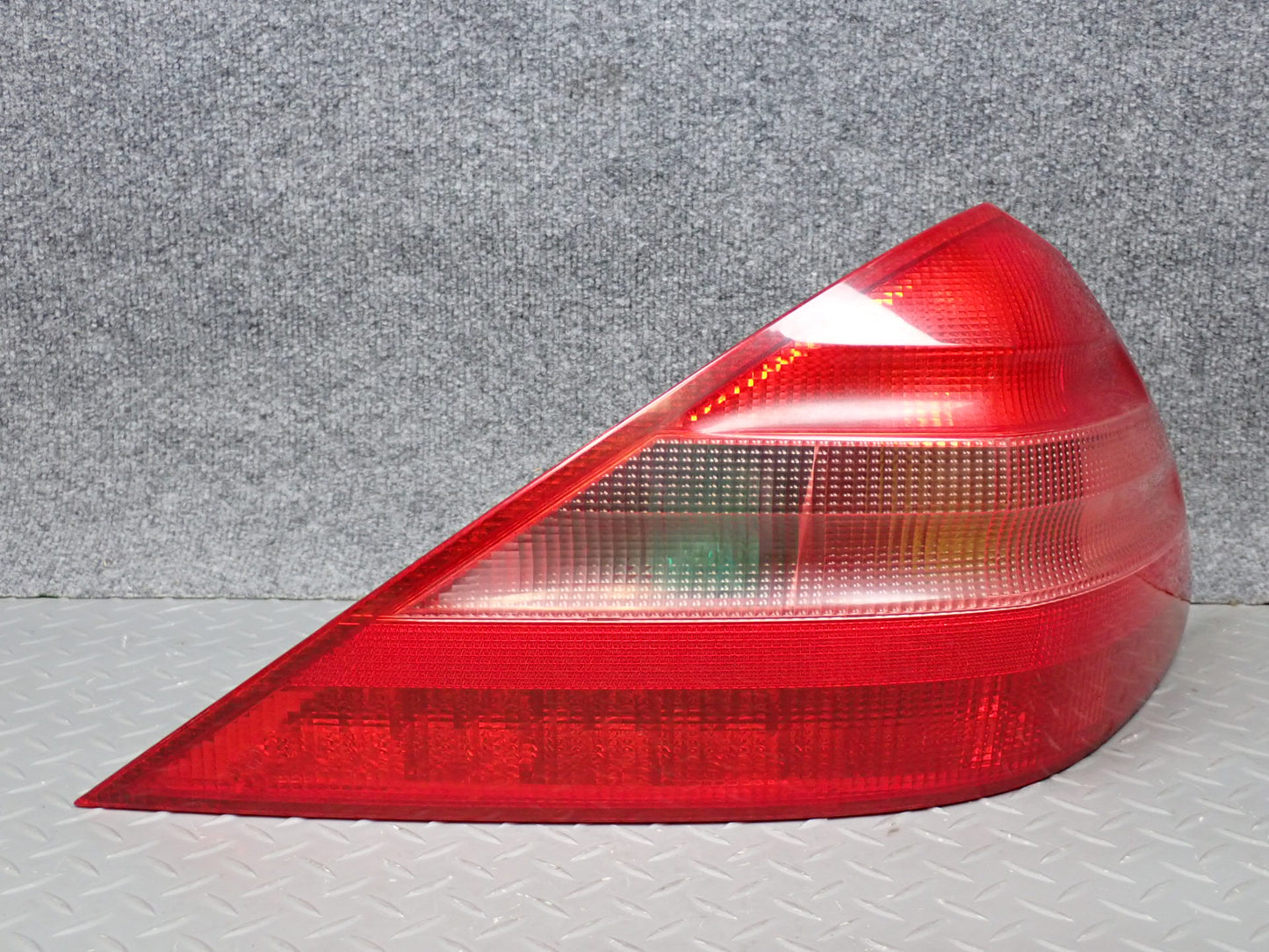 03-06 Mercedes R230 Sl-class Rear Right Tail Light Lamp OEM
