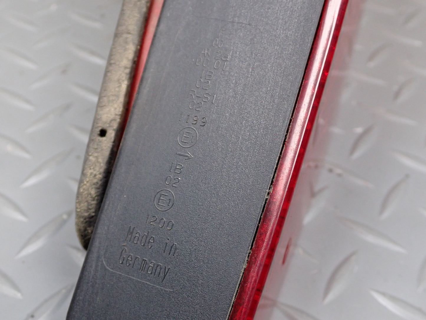 03-06 Mercedes R230 Sl-class Rear Right Tail Light Lamp OEM