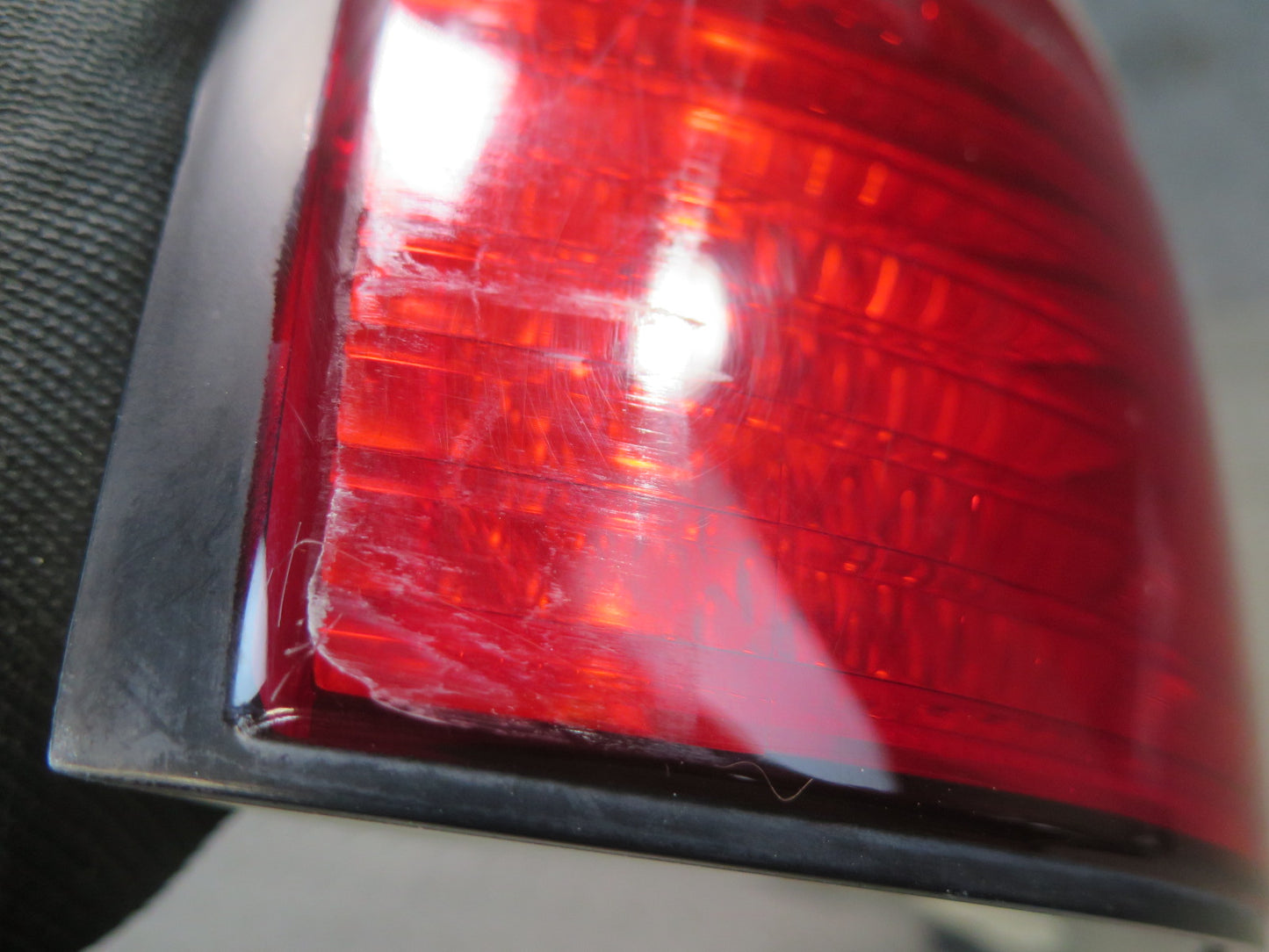 95-97 Nissan Gloria HY33 Set of 2 Rear Left & Right Tail Light Lamp OEM