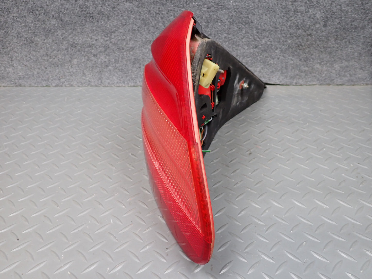 03-06 Mercedes R230 Sl-class Rear Right Tail Light Lamp OEM