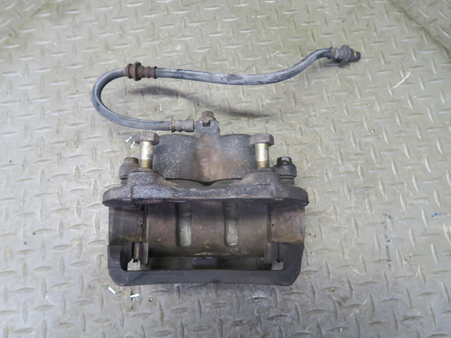 95-97 Nissan Gloria HY33 Front Right & Left Brake Caliper Set 60K Miles OEM