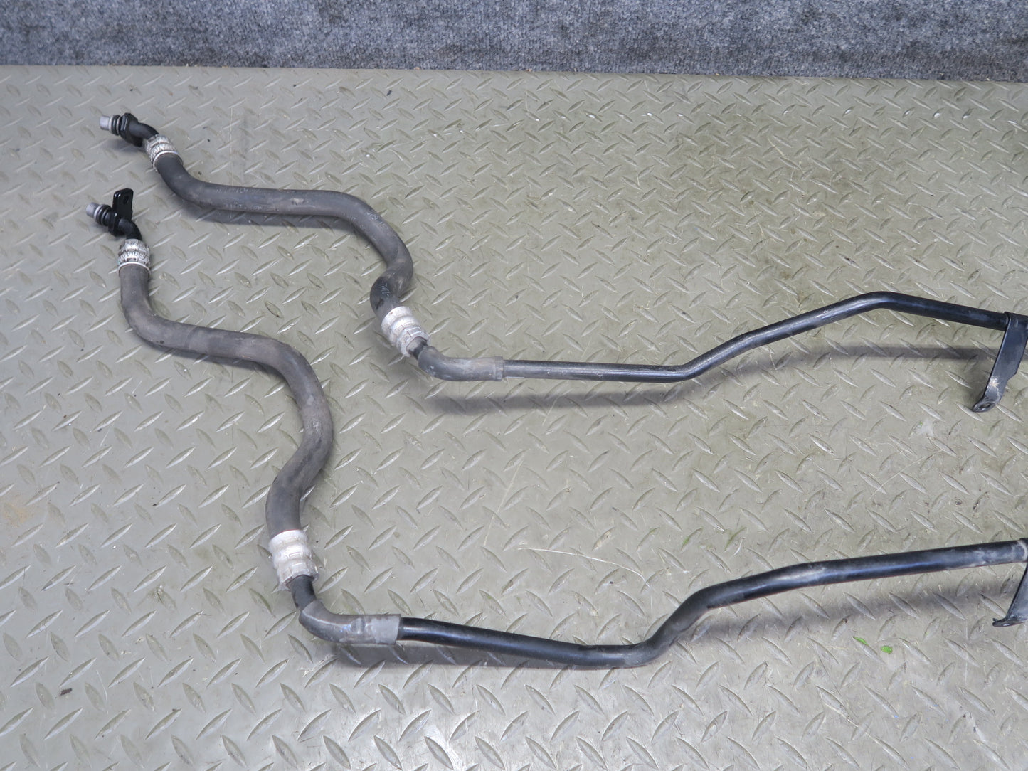 11-18 Porsche Cayenne 958 4.8L A/T Automatic Transmission Hose Pipe Line Set