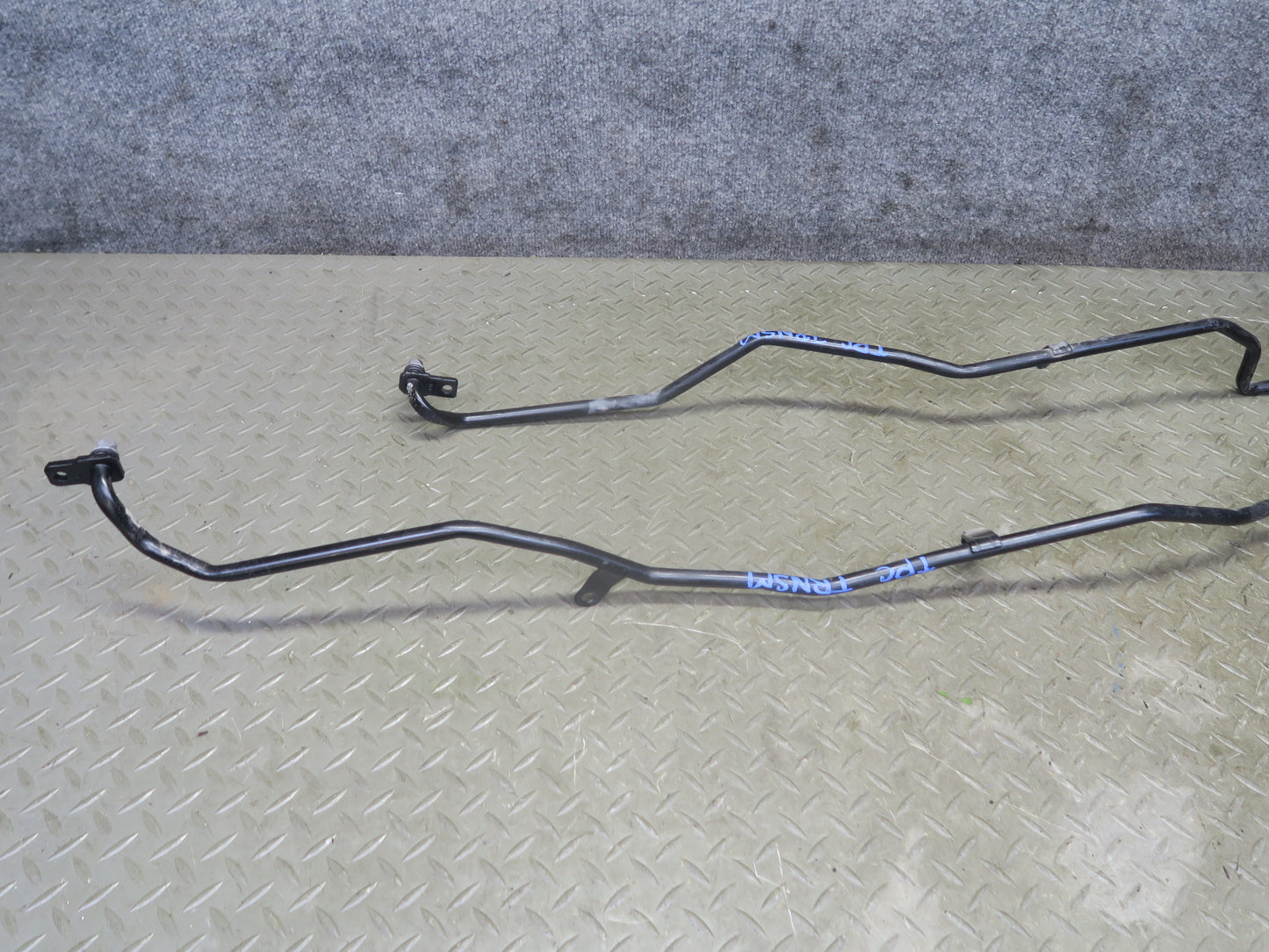 11-18 Porsche Cayenne 958 4.8L A/T Automatic Transmission Hose Pipe Line Set
