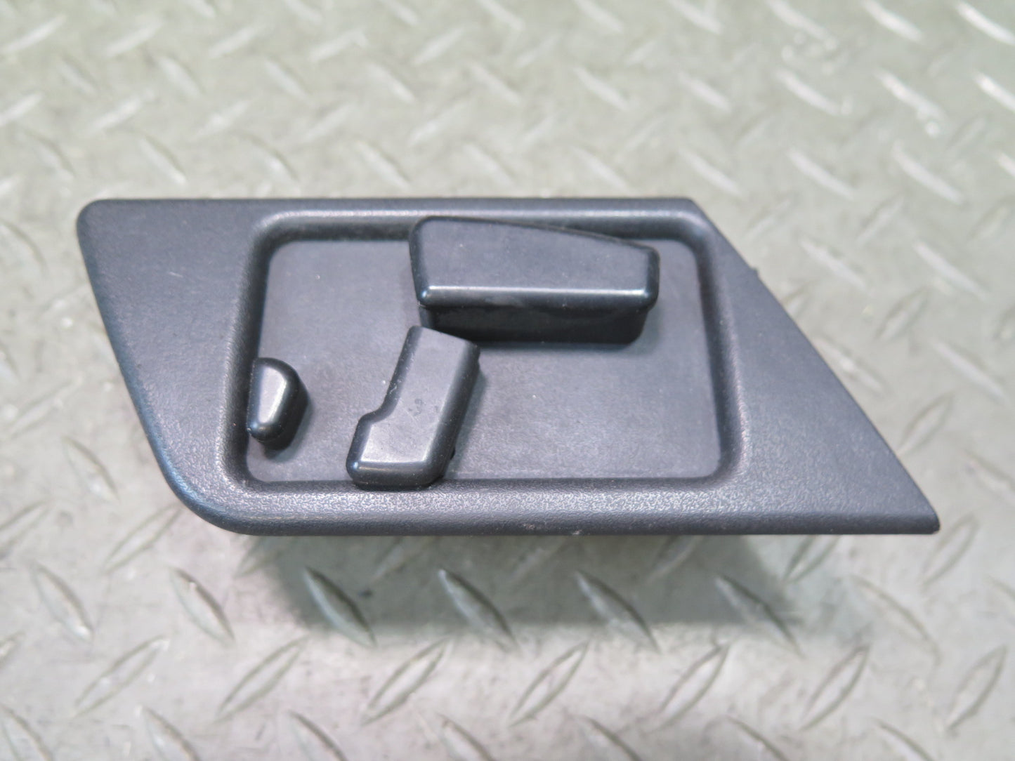 86-93 Mercedes W124 300E Front Right Seat Adjust Control Switch OEM