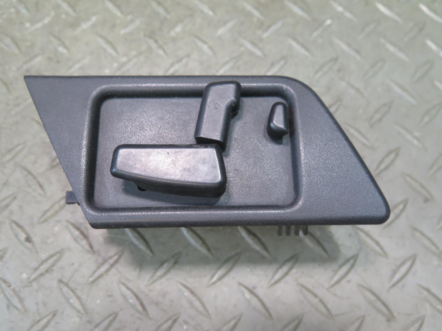 86-93 Mercedes W124 300E Front Right Seat Adjust Control Switch OEM