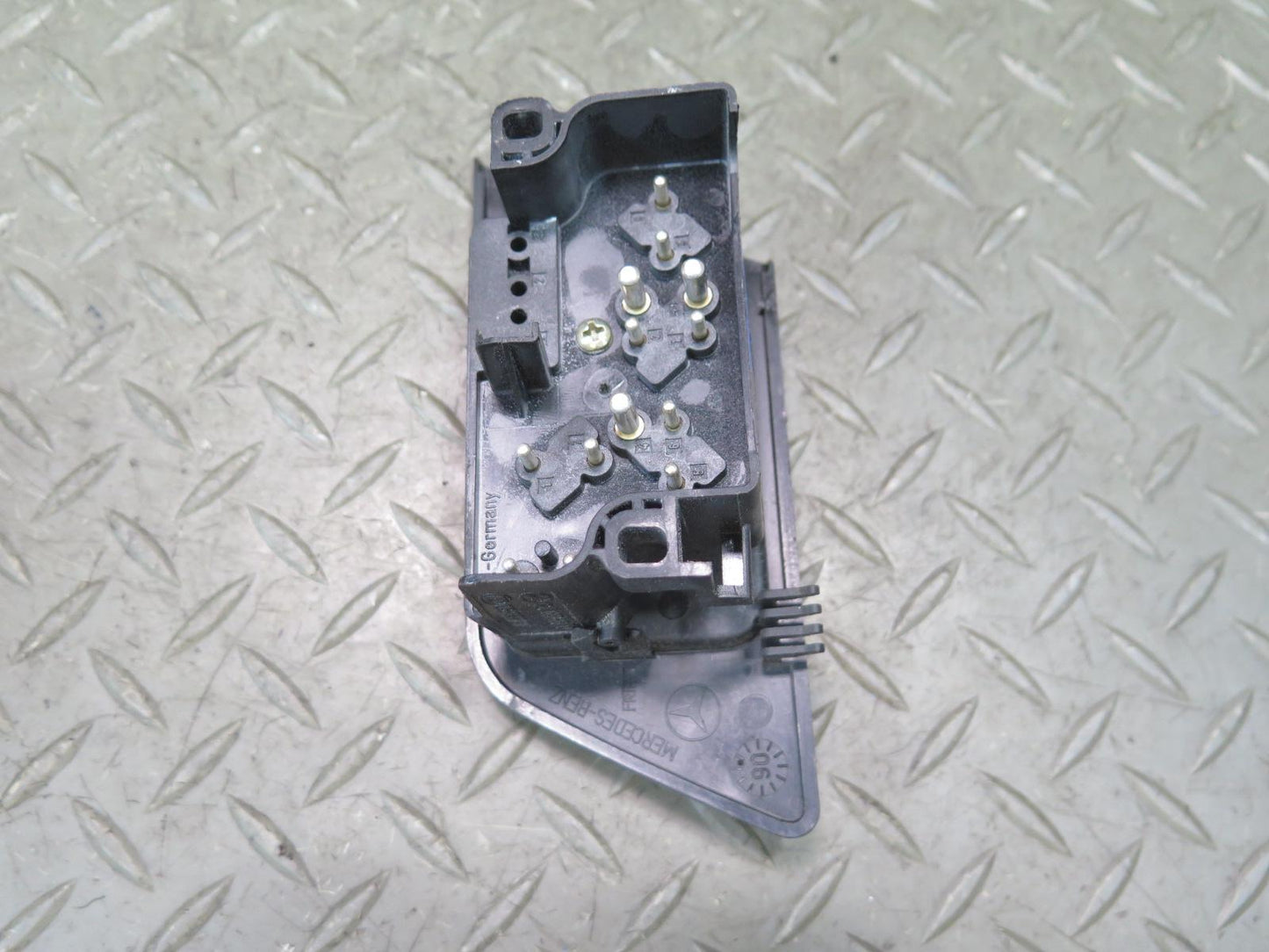 86-93 Mercedes W124 300E Front Right Seat Adjust Control Switch OEM