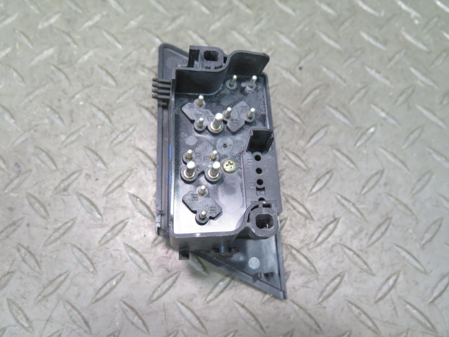 86-93 Mercedes W124 300E Front Right Seat Adjust Control Switch OEM