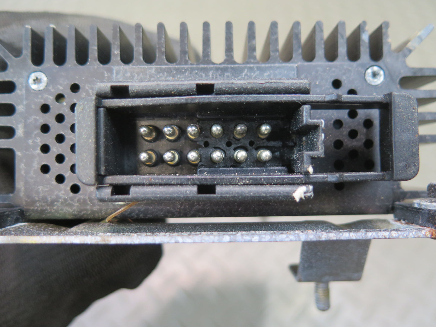 86-93 Mercedes W124 300E Radio Audio System Amplifier AMP 1248201389 OEM