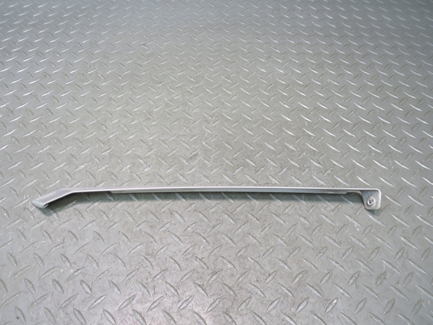 90-93 Mercedes W124 300E Set  of 2 Left & Right Exterior C Pillar Molding OEM