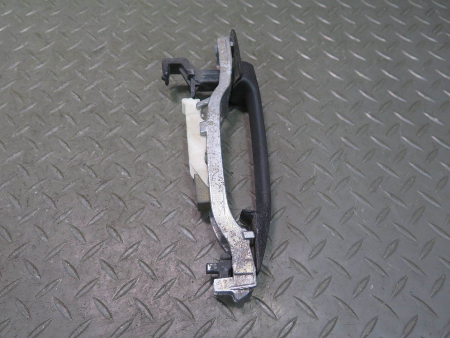 90-93 Mercedes W124 300E Set of 2 Rear Left & Right Door Exterior Handle OEM
