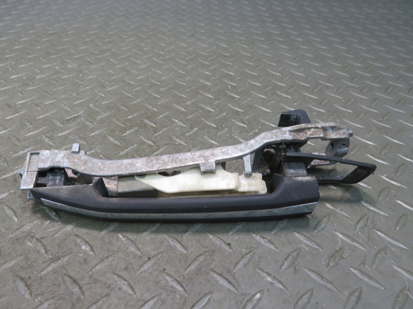 90-93 Mercedes W124 300E Set of 2 Rear Left & Right Door Exterior Handle OEM