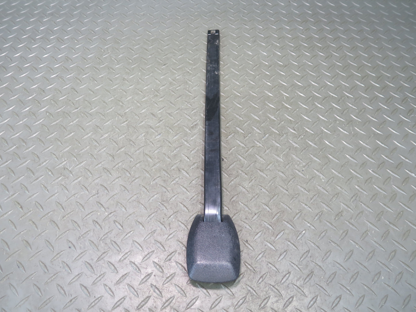 86-93 Mercedes W124 300E Set of 2 Front Left Seat Belt Guide Rail OEM