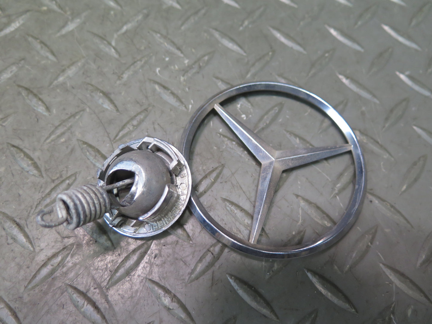 86-93 Mercedes W124 300E Front Hood Star Emblem  Logo Badge OEM